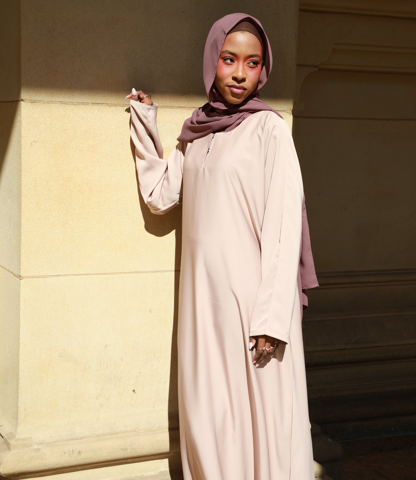 Basic Abaya With Pockets - Latte