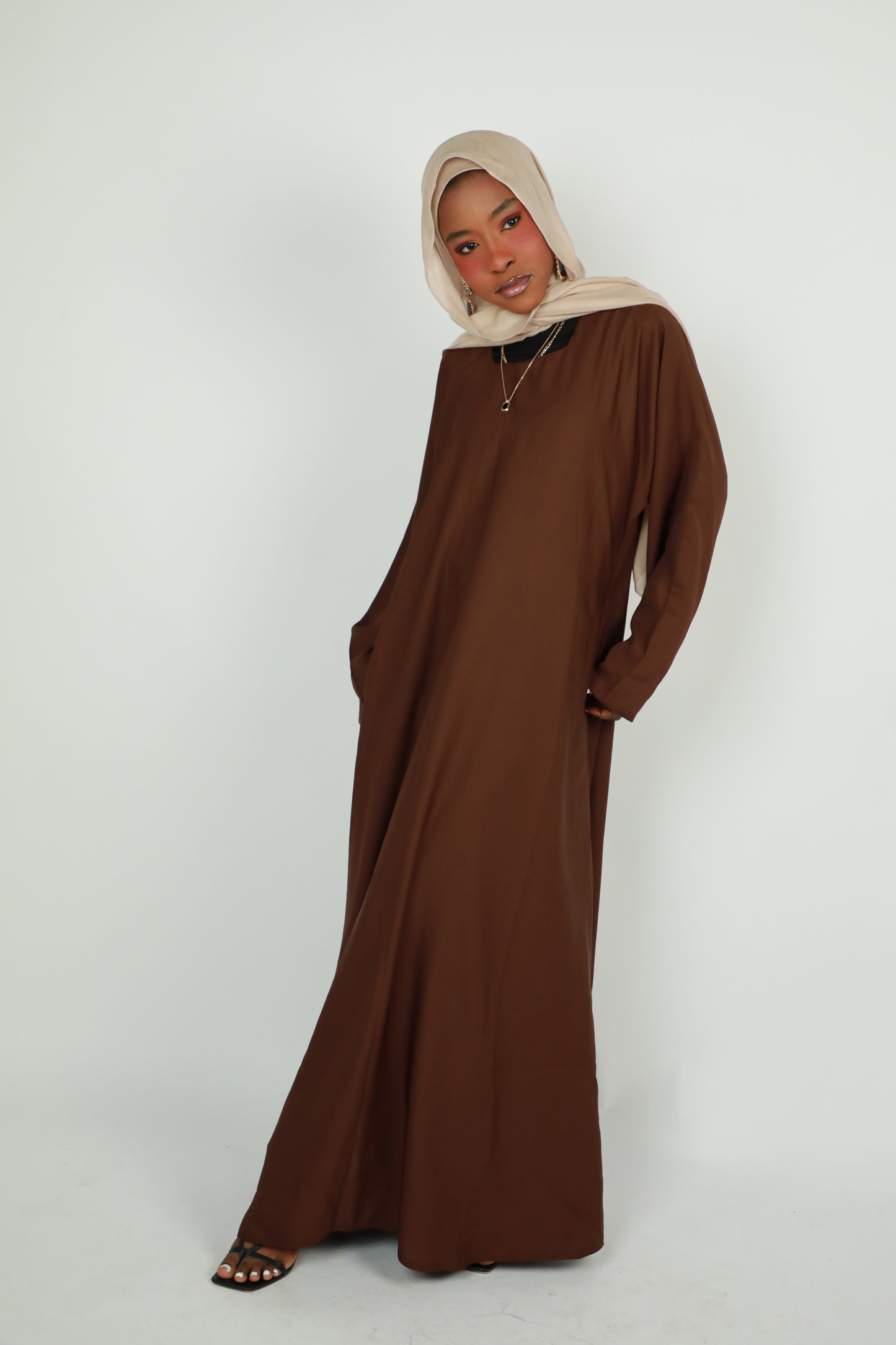 Basic Abaya With Pockets - Brown