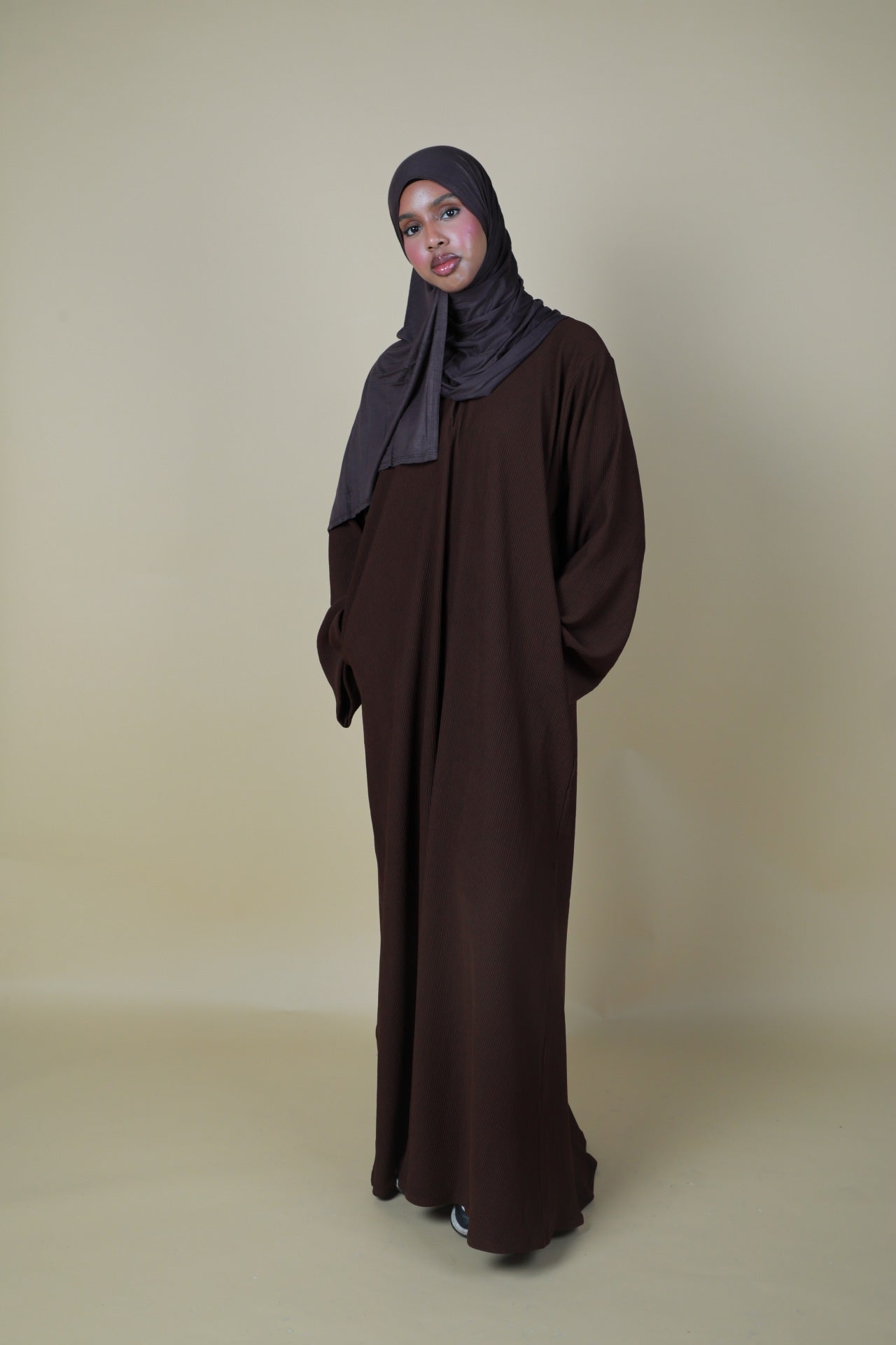 Winter Abaya (With Pockets) - Mocha