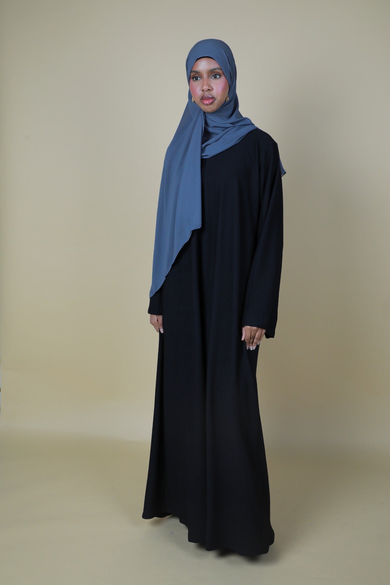 Winter Abaya (With Pockets) - Black