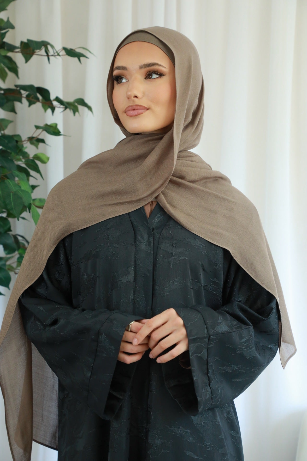 Metallic Jacquard Open Abaya - Navy Blue