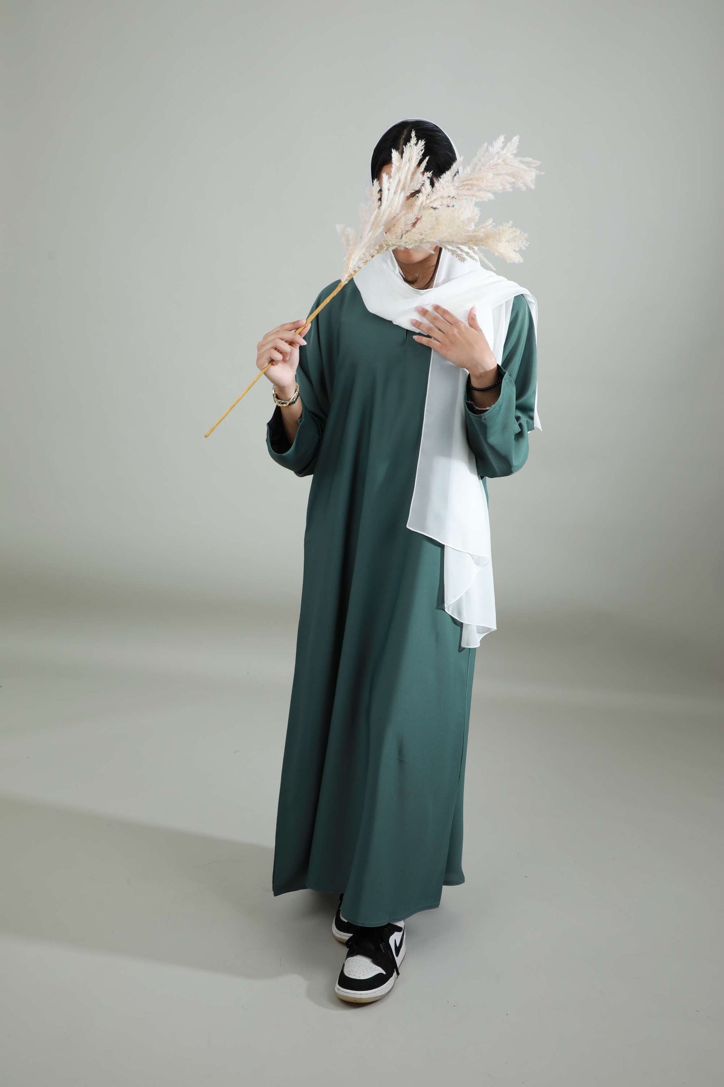 Basic Abaya With Pockets - Green