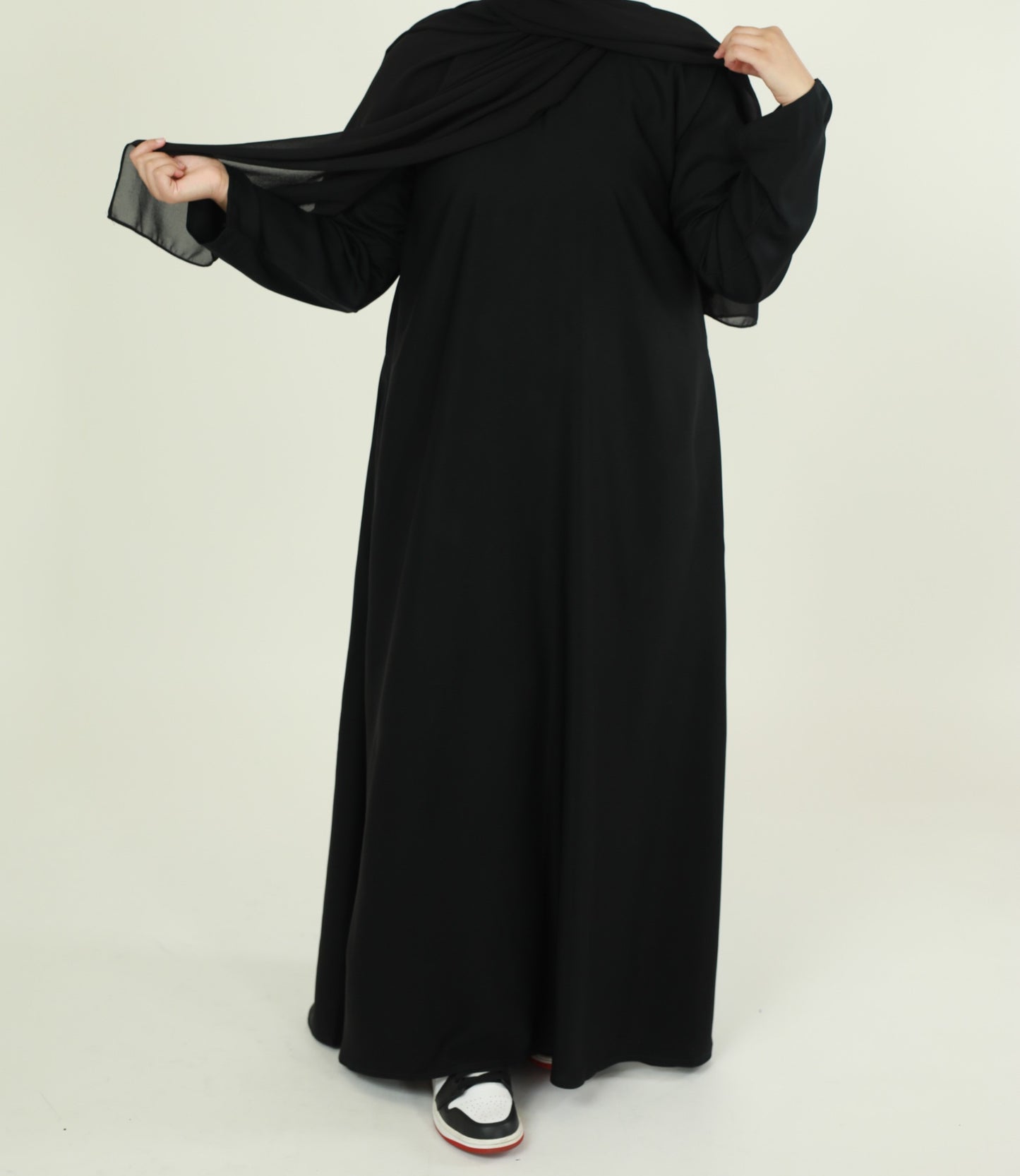 Basic Abaya With Pockets - Black