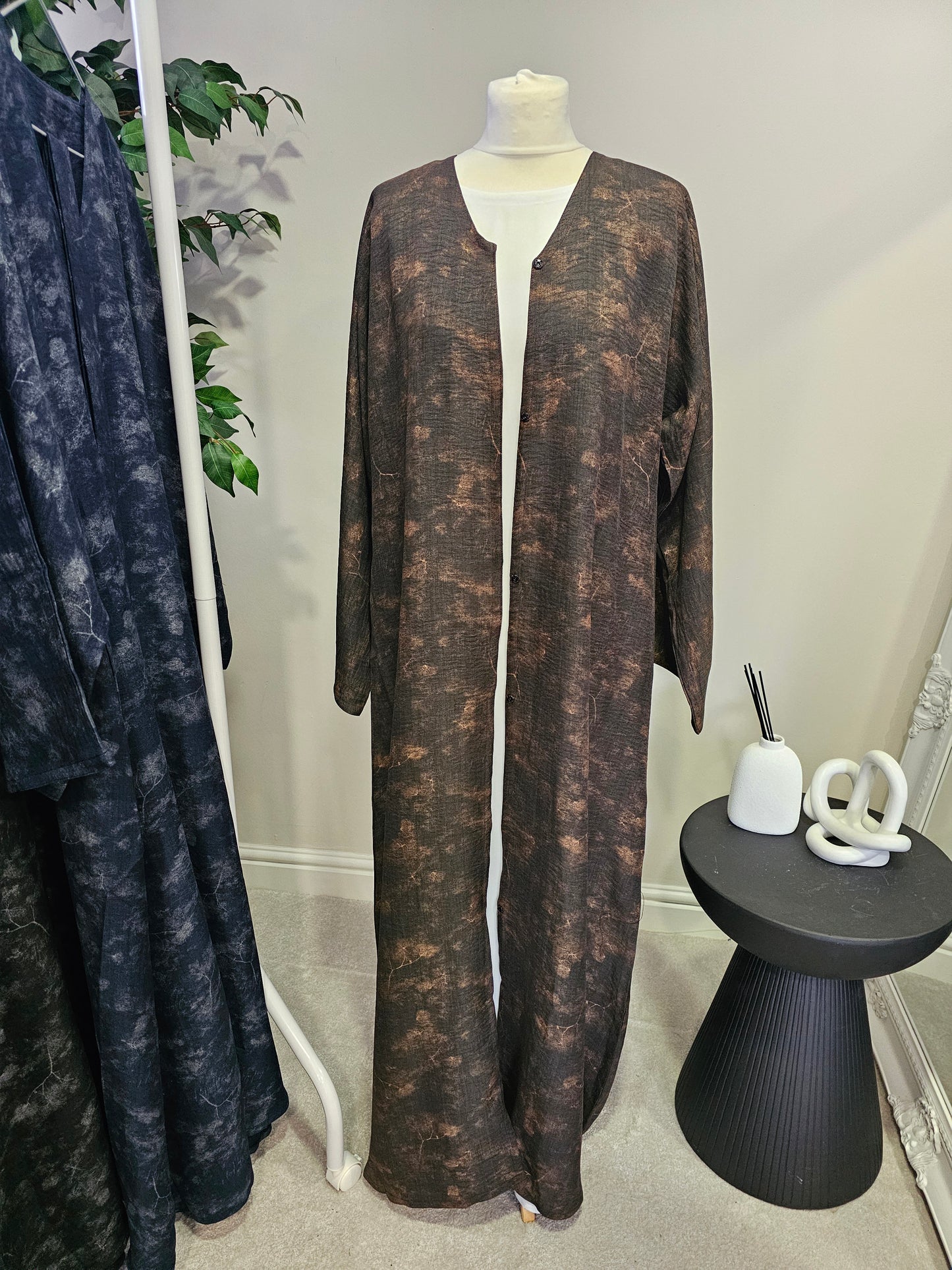 Jacquard Linen Open Abaya - Dark Brown