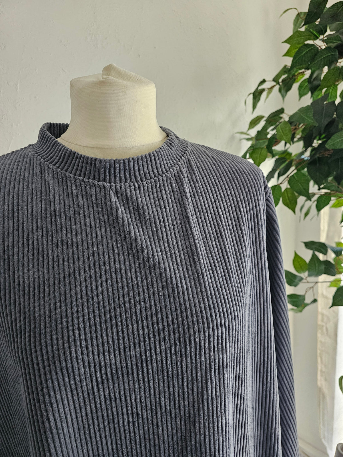 Corduroy Abaya - Grey