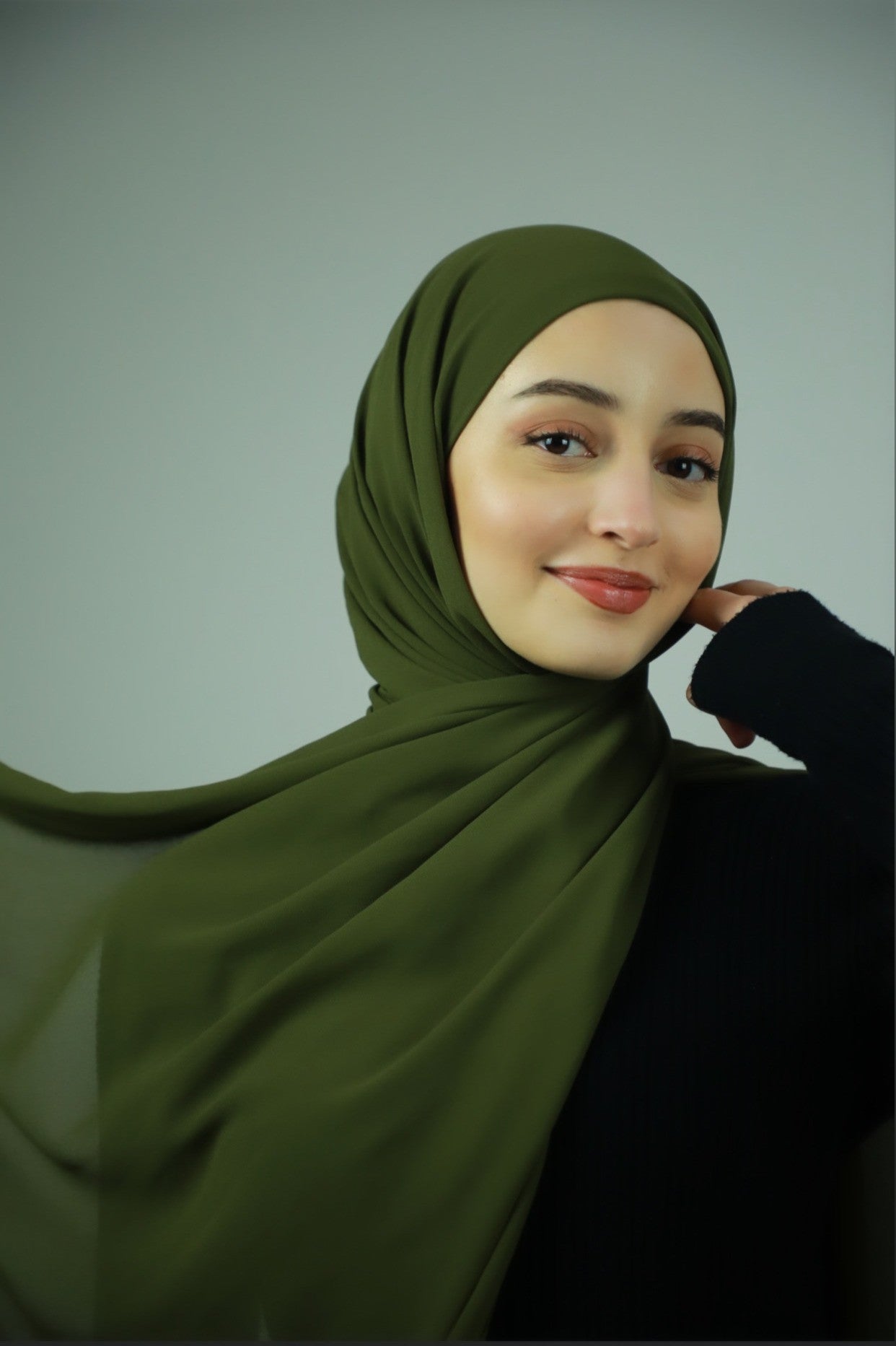 Chiffon Instant Hijab With Satin Under Cap - Emerald